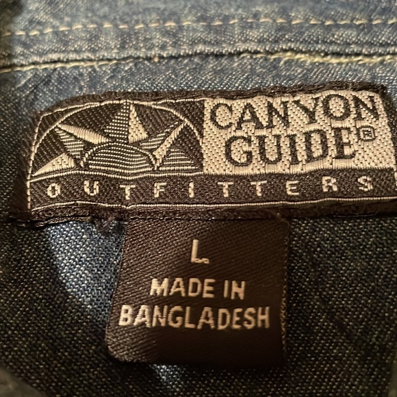 New no tags. Men’s Jeans Shirt. - Picture 2 of 4